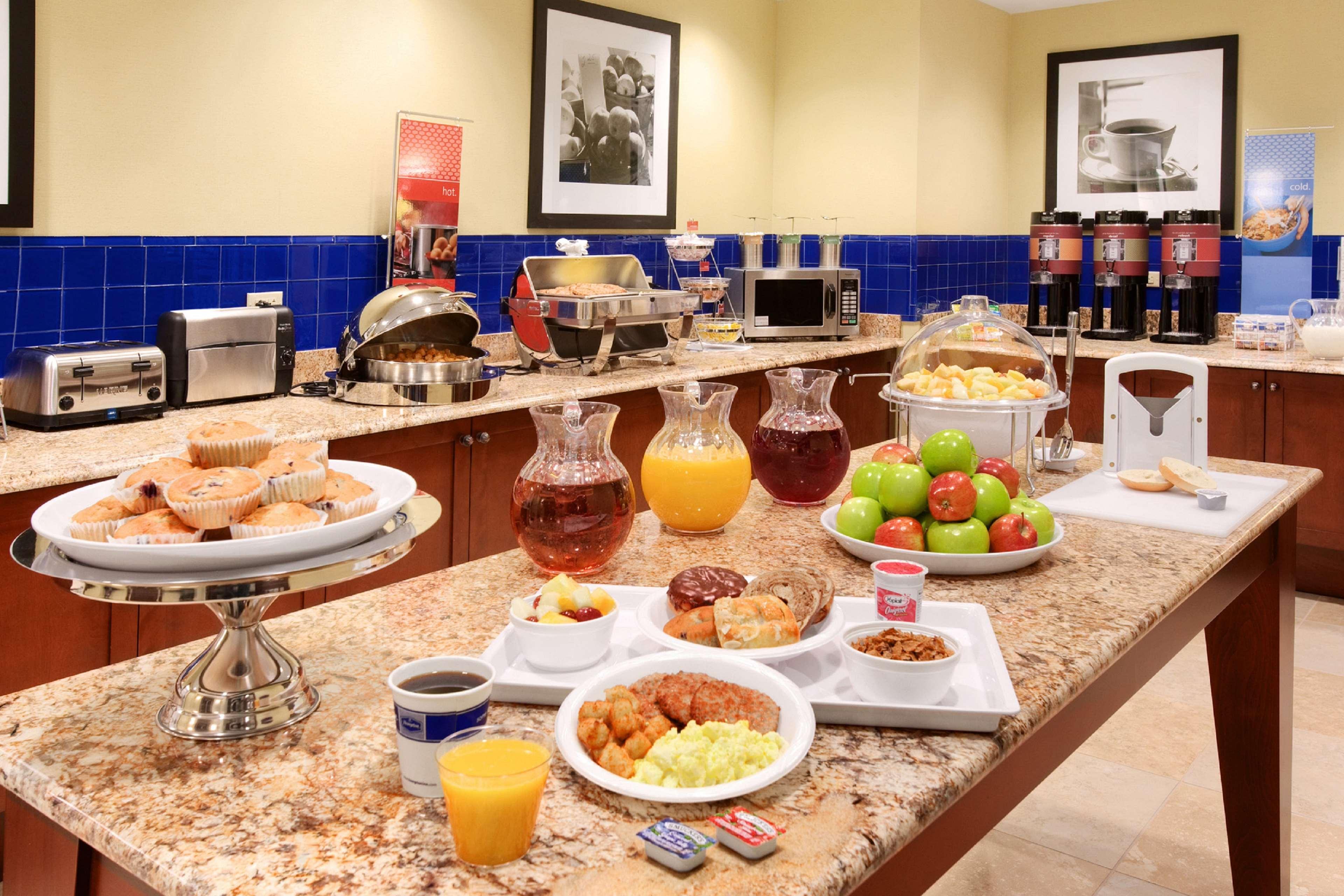 Hampton Inn And Suites Hartford/Farmington Esterno foto