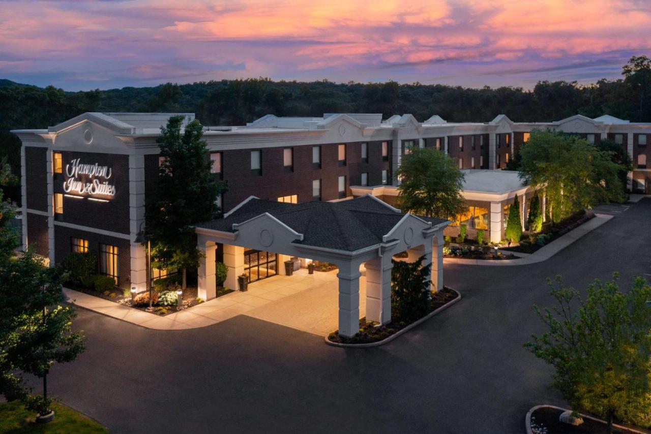 Hampton Inn And Suites Hartford/Farmington Esterno foto
